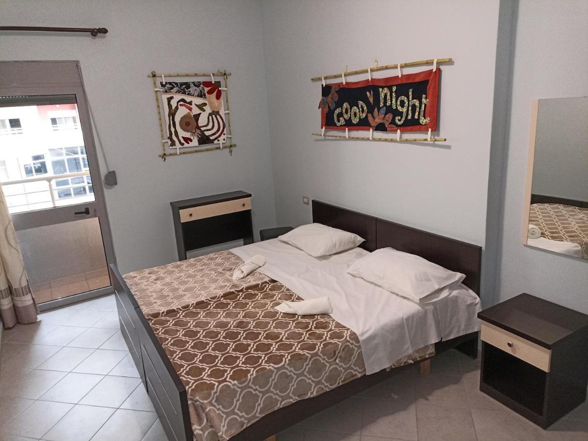 10 Apartmants Olimpia Mir ดูร์เรส ภายนอก รูปภาพ