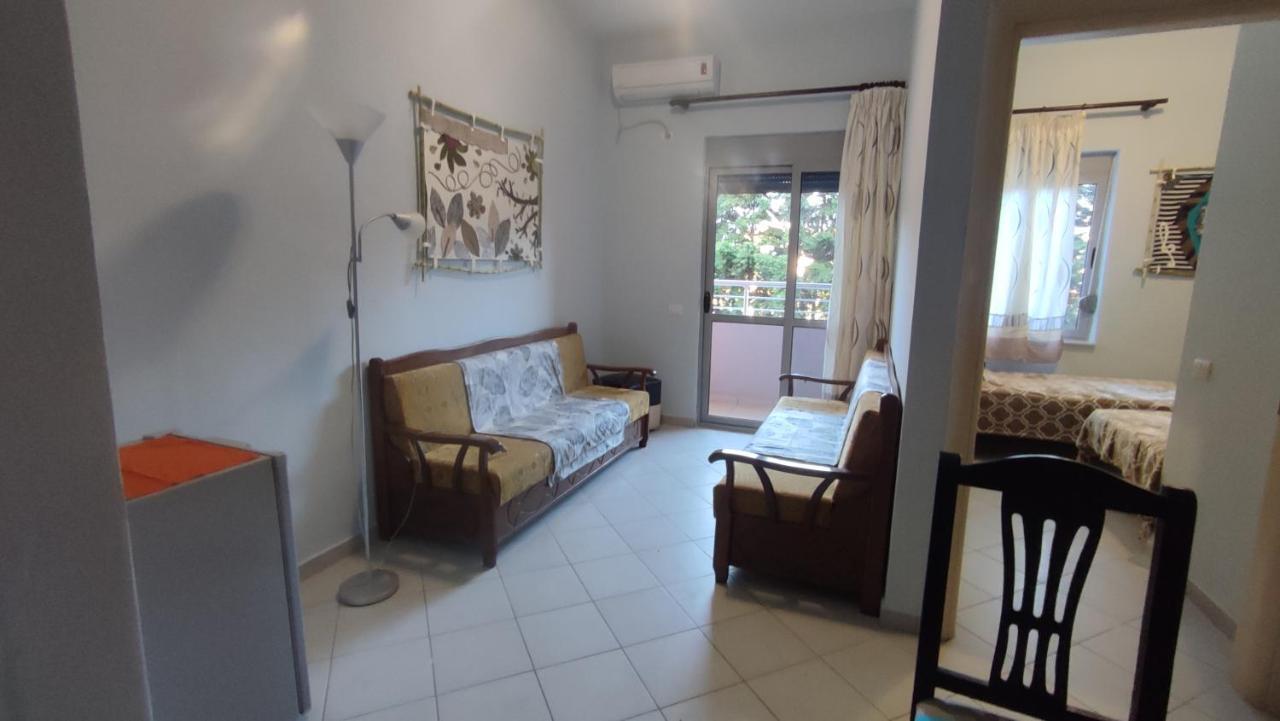 10 Apartmants Olimpia Mir ดูร์เรส ภายนอก รูปภาพ
