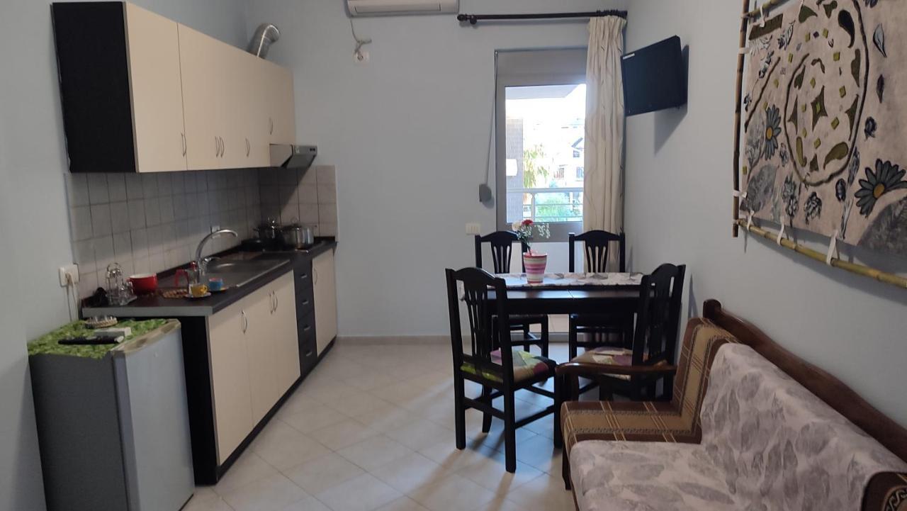 10 Apartmants Olimpia Mir ดูร์เรส ภายนอก รูปภาพ