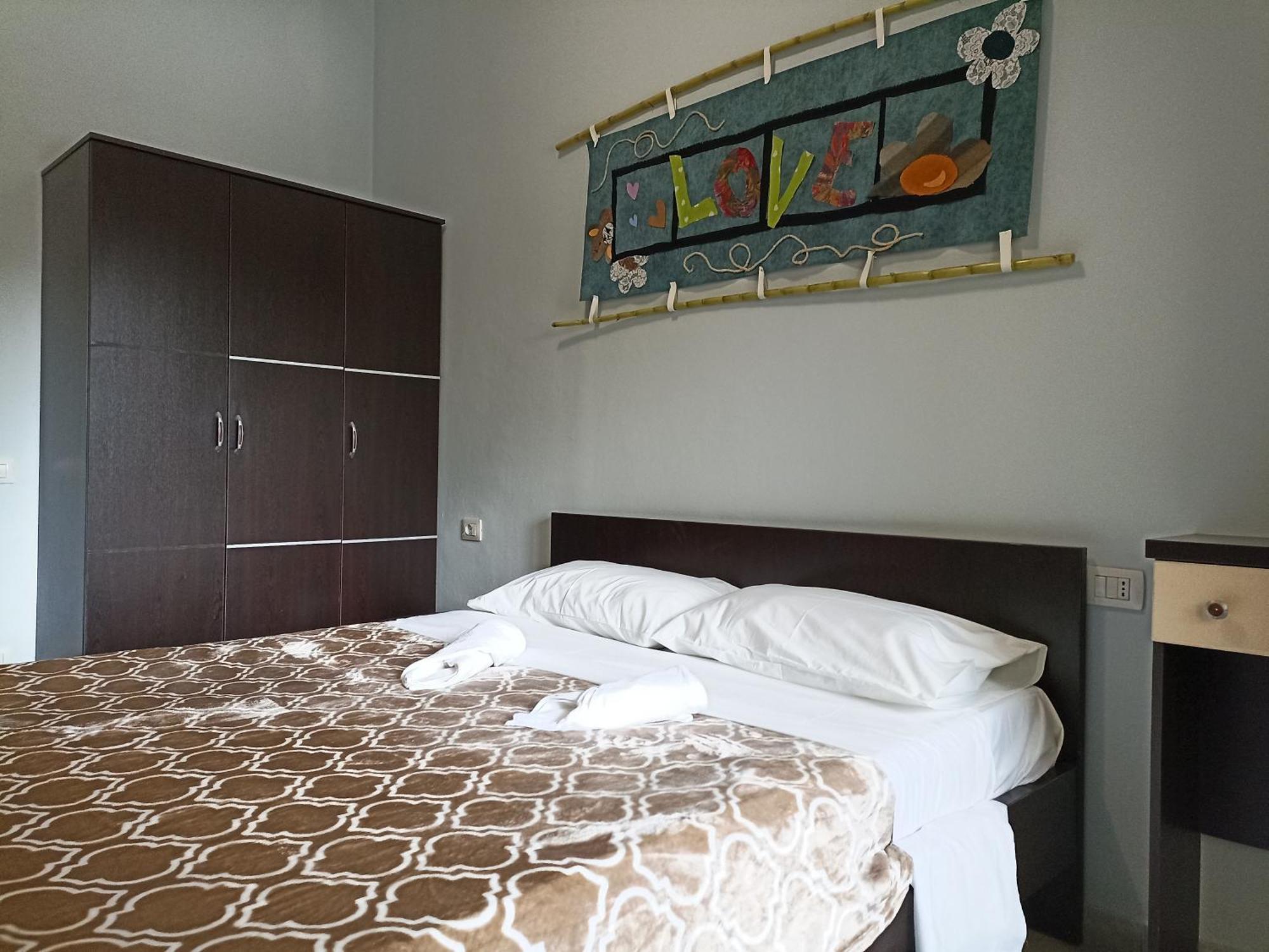 10 Apartmants Olimpia Mir ดูร์เรส ภายนอก รูปภาพ