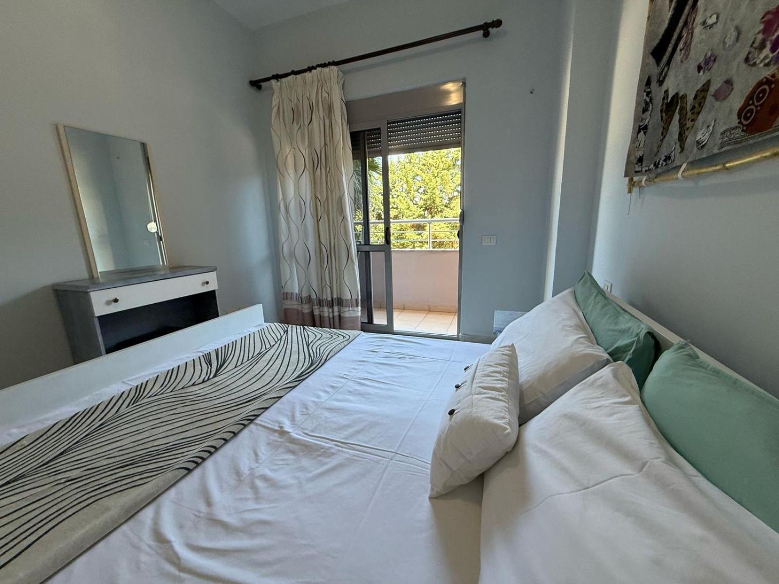 10 Apartmants Olimpia Mir ดูร์เรส ภายนอก รูปภาพ