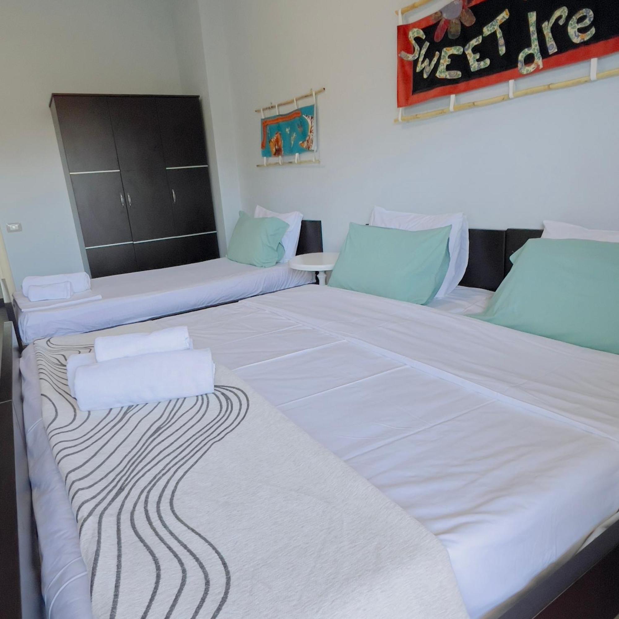 10 Apartmants Olimpia Mir ดูร์เรส ภายนอก รูปภาพ